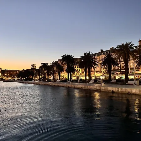 Soul-steps From And Center * Split