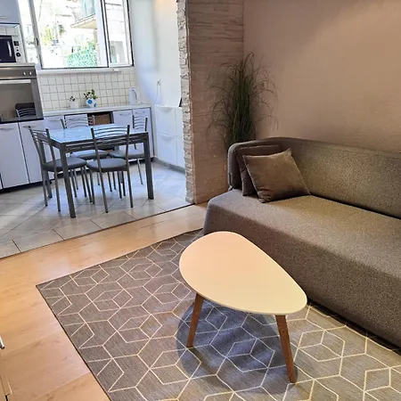 Soul-steps From And Center * Split